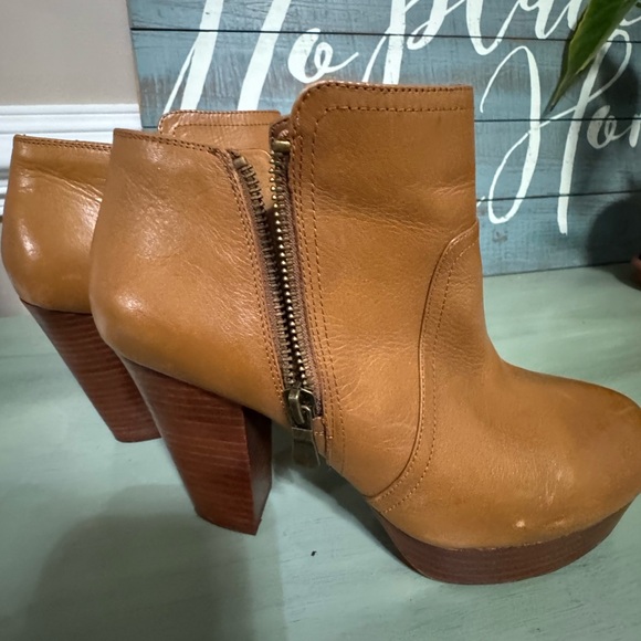 Gianni Bini - Picture 5 of 10